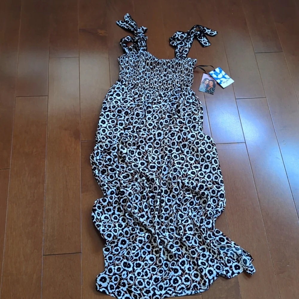 DVF Maxi Dress NEW - Picture 2 of 7